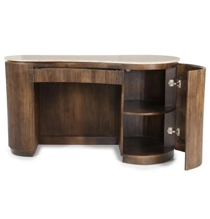 Bureau Mari bruin
