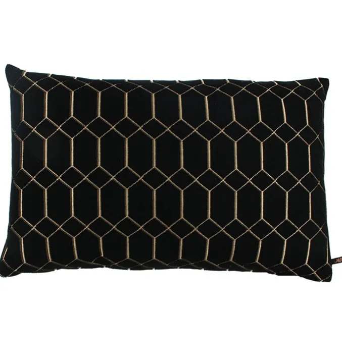 Claudi Sierkussen Petter Black