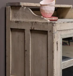Unieke kast hout geel crème